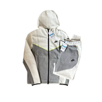 Nike Tech Fleece image 1
