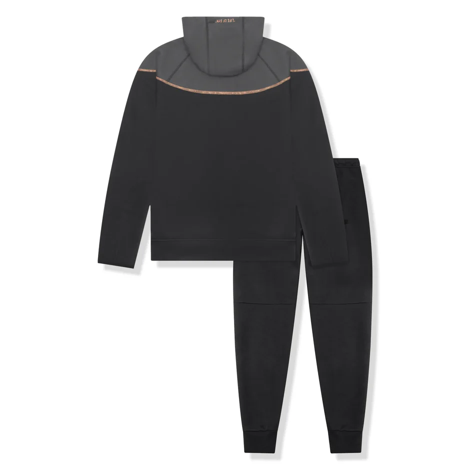 Synaworld X Nike Tech fo image 2