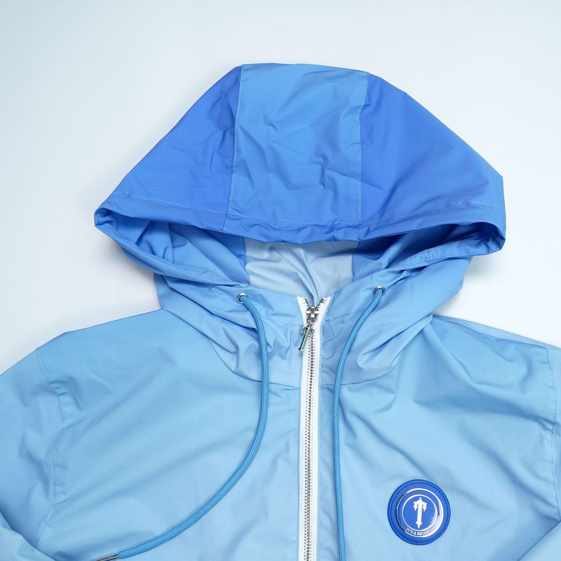 Trapstar Eagle/Hyperdrive Windbreaker image 2